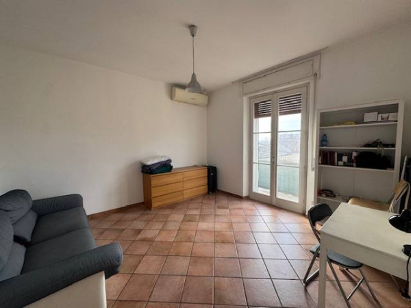 PAVIA TRILOCALE IN VENDITA CON BOX  E CANTINA