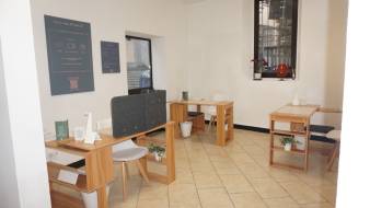 2b30ac11-23ae-4bfb-a6a2-ff13309af989_original