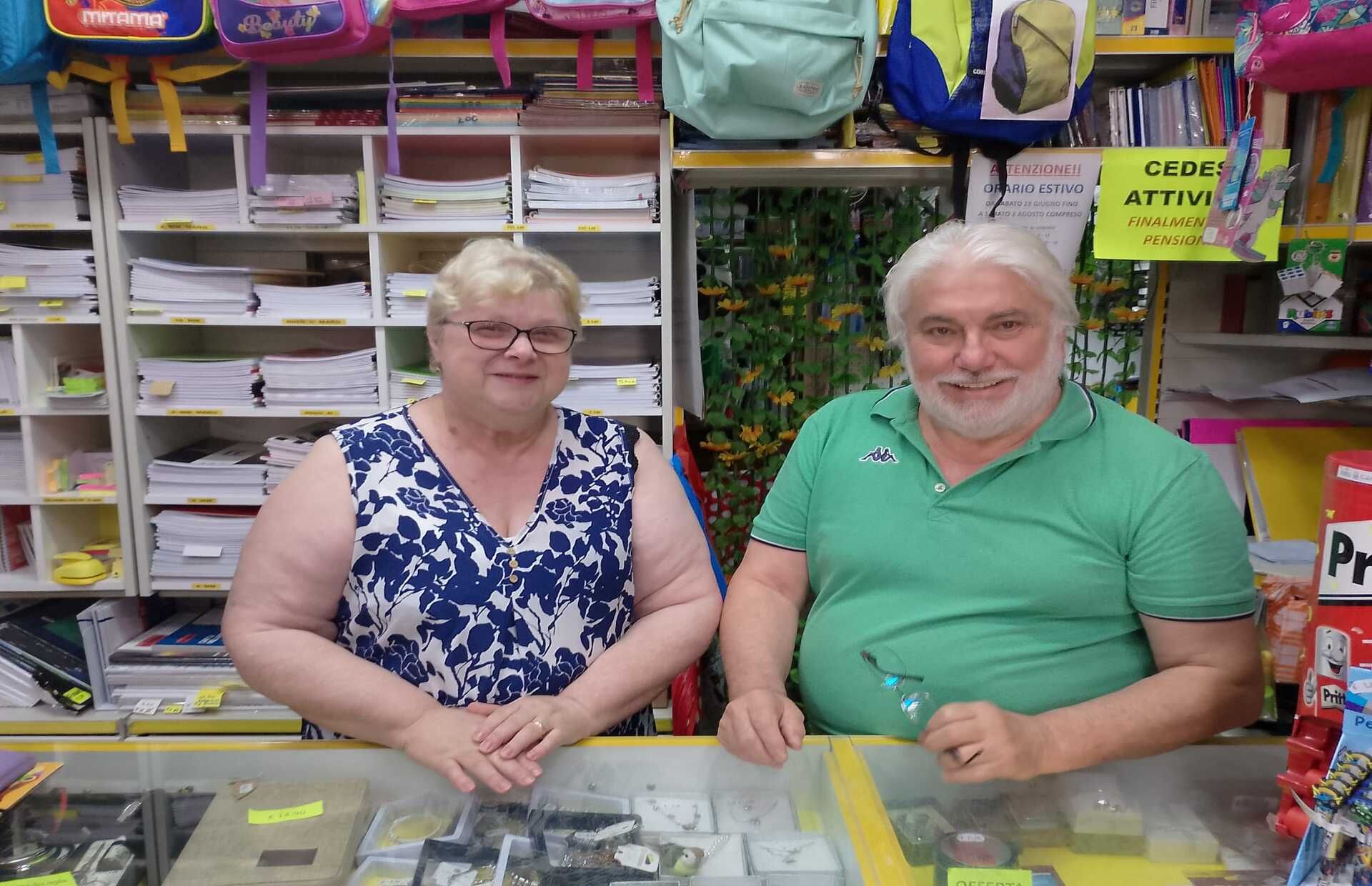 Pieralda e Guido Cedono la Storica Cartoleria di Binasco