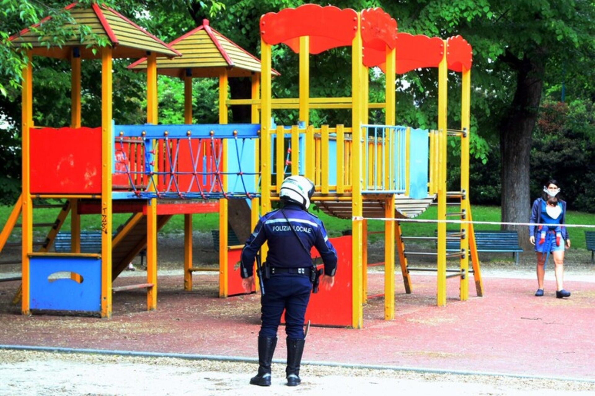 Furto al Parco “Natura Selvaggia”: Sottratta la Zip-Line dei Bambini, Scatta la Caccia ai Colpevoli
