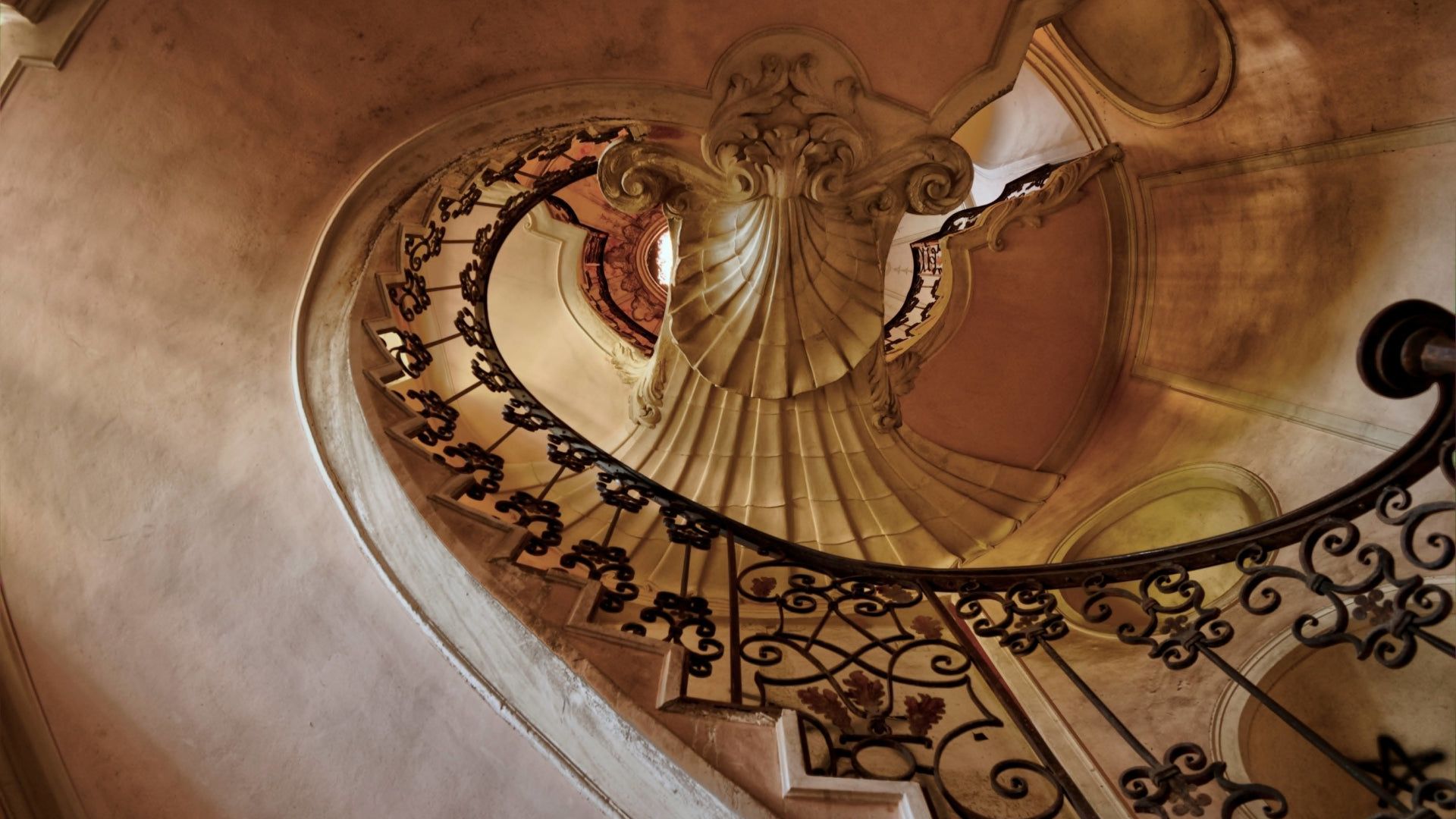 Spendiamo a pavia - urban exploration